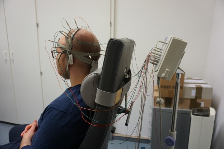 Elektroenzephalografie (EEG)